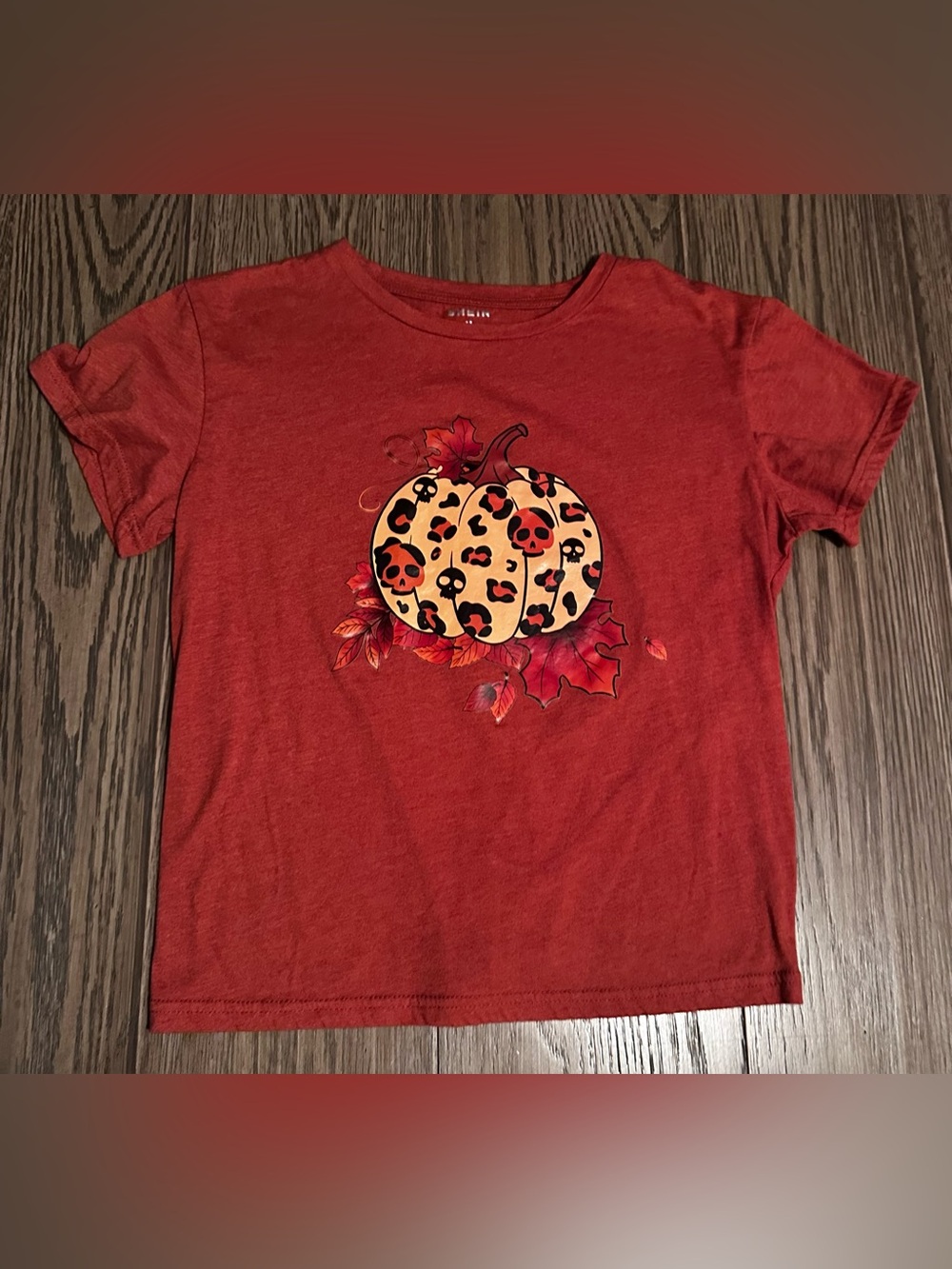 SHEIN Red Tee with Leopard Pumpkin Graphic